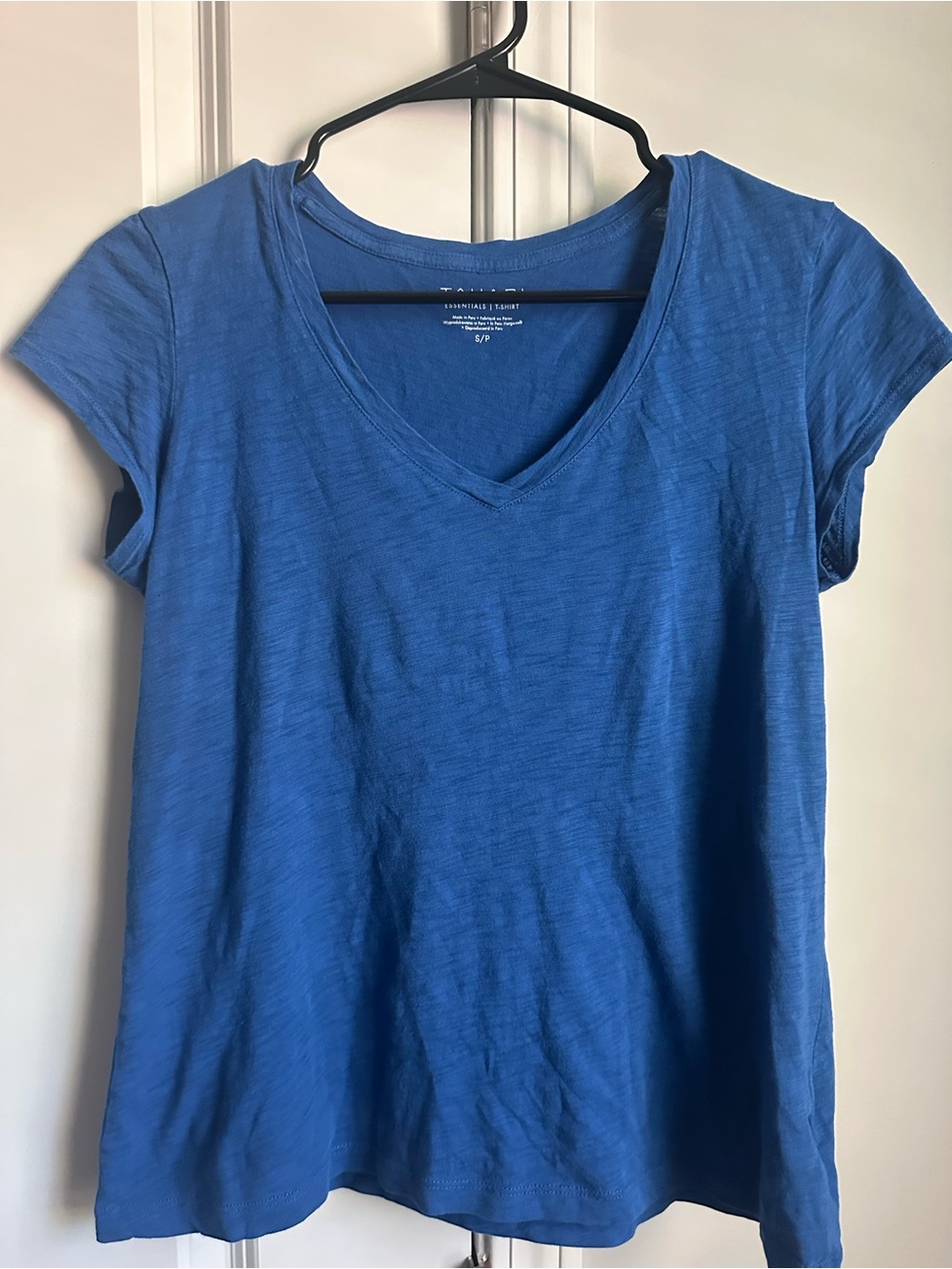 Tahari Blue V-Neck Short Sleeve Tee
